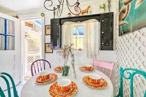 Cottage (2 Bedrooms) | Interior