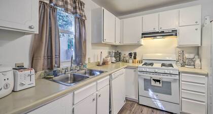 Cozy Home w/ Patio in the Heart of Cañon City!