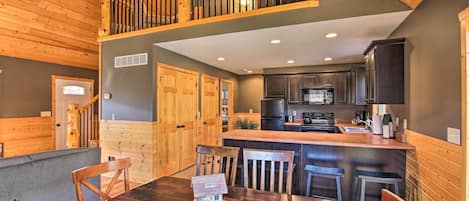 House (2 Bedrooms) | Interior