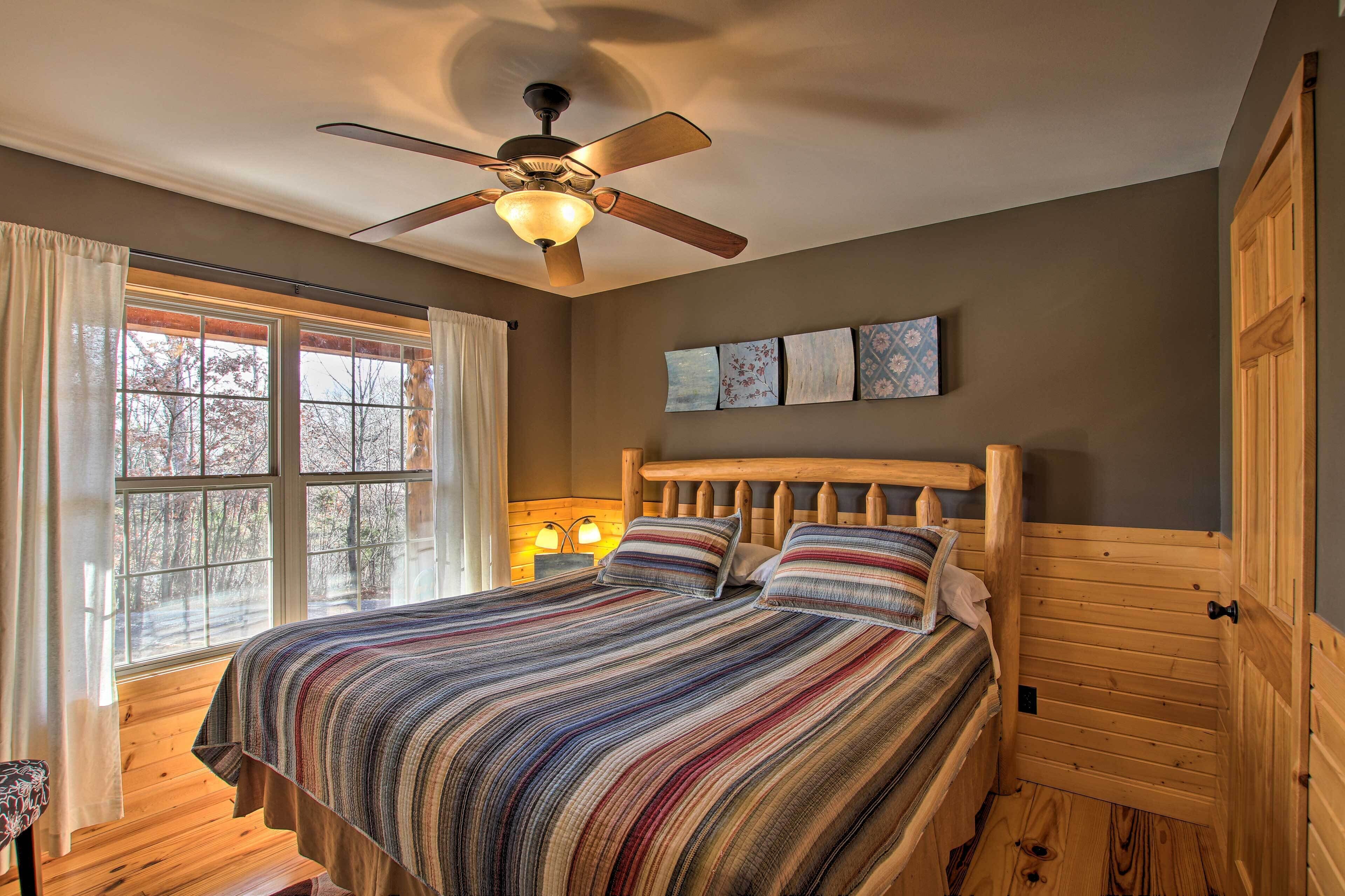 House (2 Bedrooms) | Interior