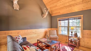 Rumah (2 Bedrooms) | Interior
