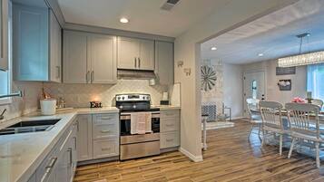 Rumah (2 Bedrooms) | Interior