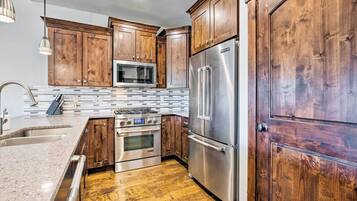 Apartment (3 Bedrooms) | Bahagian dalam