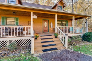 House (2 Bedrooms) | Interior - Smoky Mountain Cabin w/ Fire Pit: Hike & Fish! (Murphy)