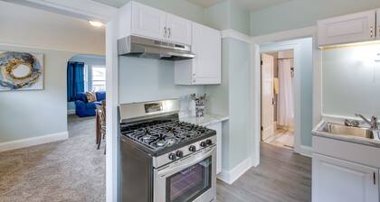 Milwaukee Vacation Rental: 6 Mi to City Center!