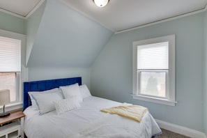 独立别墅 (2 Bedrooms) | 2 多间卧室、笔记本电脑工作区、熨斗/熨衣板、床单