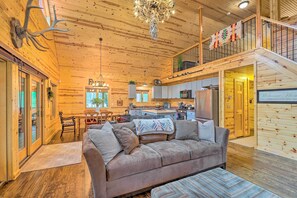 DVD player, books - 'steelhead Lodge' - Double J River Camp (Irons)