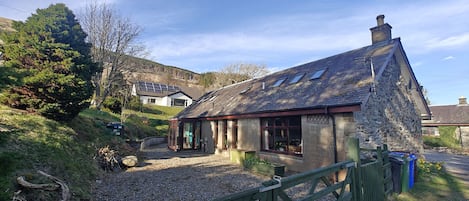 Cottage | Property grounds