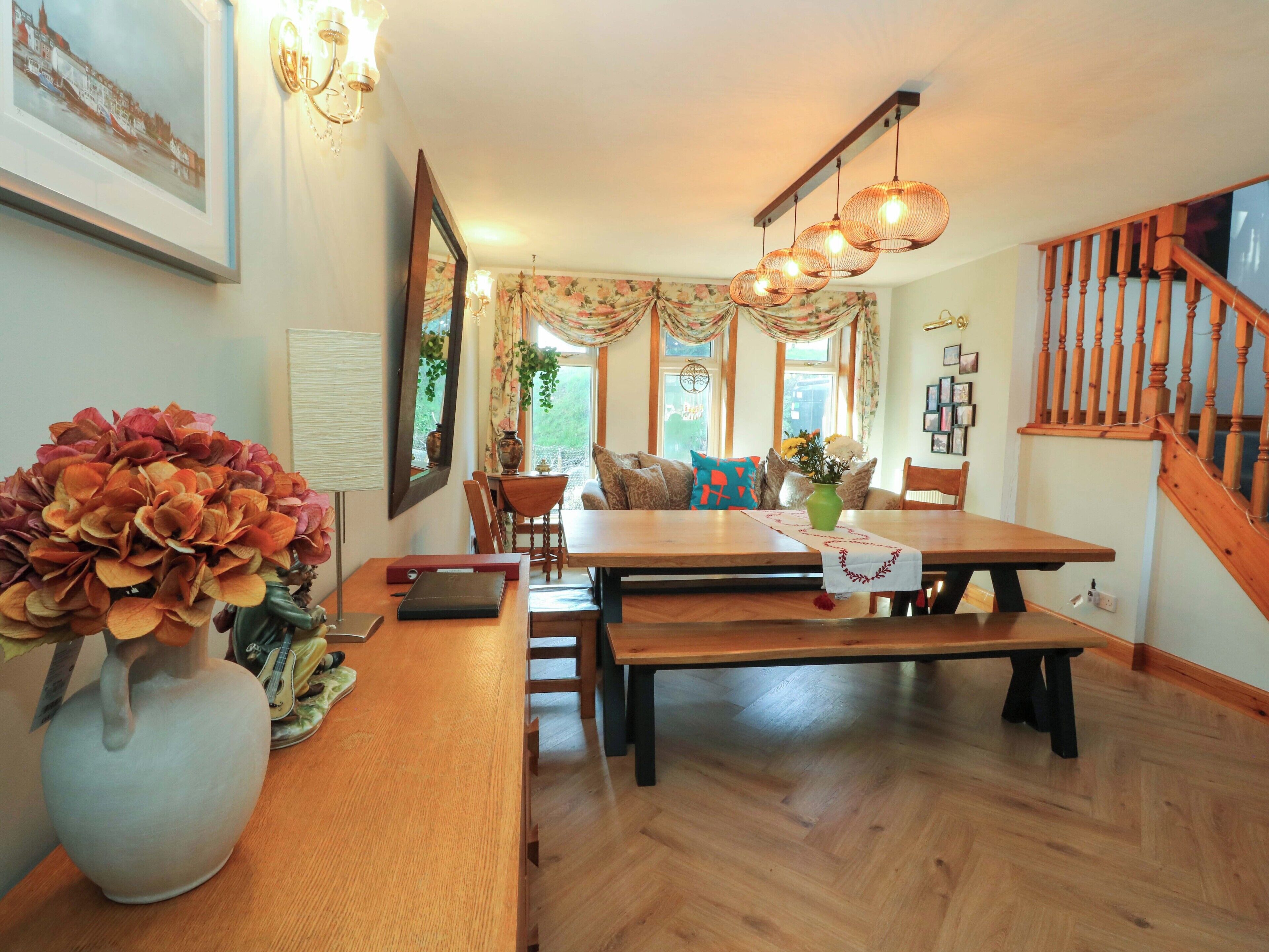Cottage | Interior