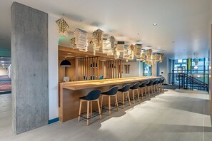 Interior - Trendy Central District 1BR w/ Fitness Center, nr Park, by Blueground (Seattle)