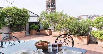 Penthouse with terrace Navigli Bocconi