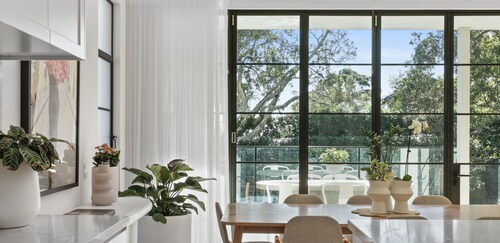 Uber Luxury 4 Bed Home with Pool in Mosman