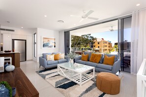 Living area - The Beach Houses Holiday Villas (Coolangatta)