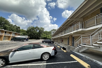 Kampus Inn by OYO Gainesville - University Area