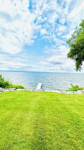Oneida Lake DIRECT LAKEFRONT RANCH Camp "Whataview"