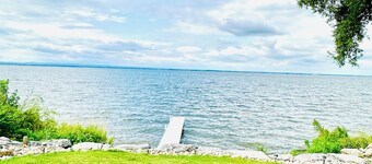 Oneida Lake DIRECT LAKEFRONT RANCH Camp "Whataview"