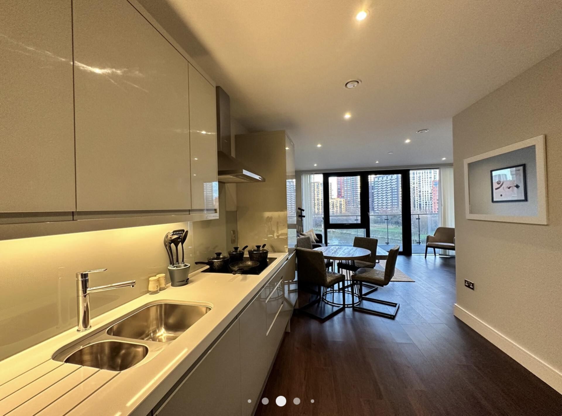 Apartment, 2 Queen-Betten | Eigene Küche | Kühlschrank, Mikrowelle, Ofen, Herdplatte