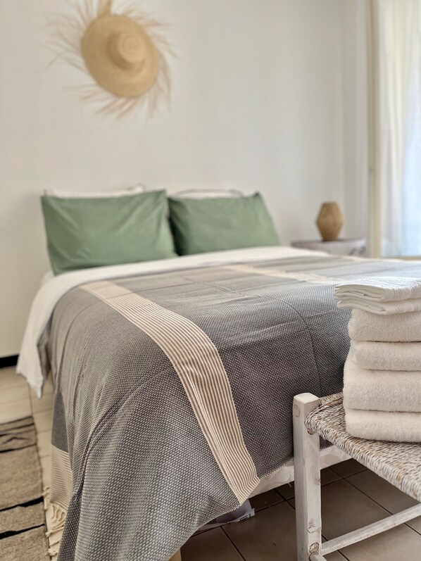 2 bedrooms, WiFi, bed sheets - Appartement « Appartboutique Le Gambetta « (Saint-Rémy-de-Provence)