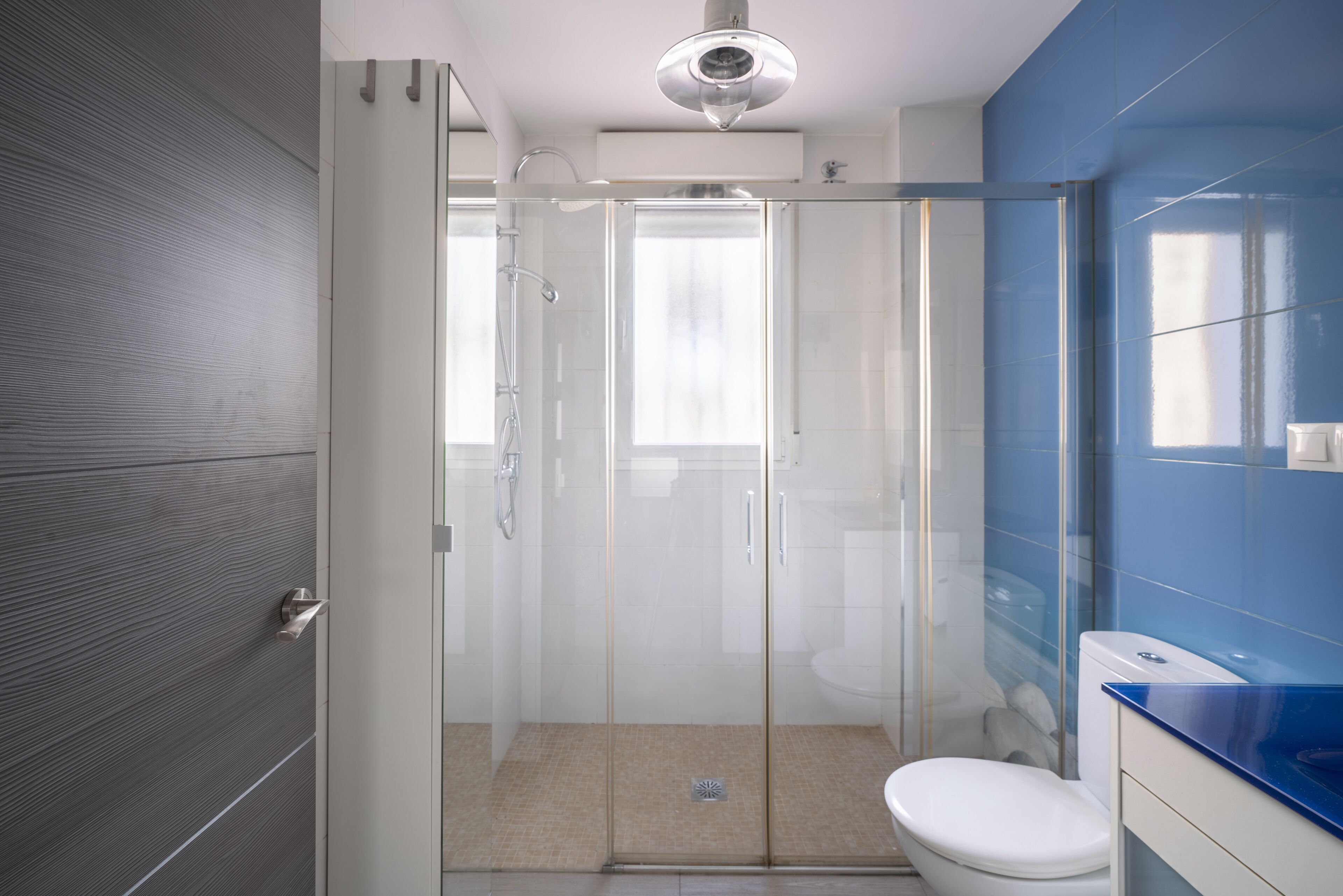 Doccia, asciugacapelli, bidet, asciugamani