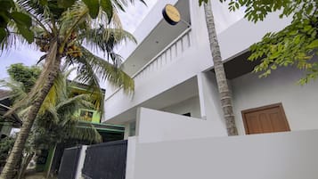 Ngoại thất