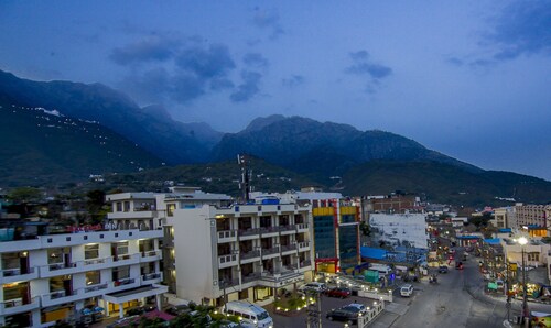 Itsy Hotels Satya Shree