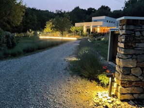 Property grounds - Villa Contemporaine Avec Piscine . Le 210 (Saint Alban Auriolles)