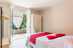 4 bedrooms, WiFi, bed sheets - Le Clos des Fées Roussillon (Roussillon)