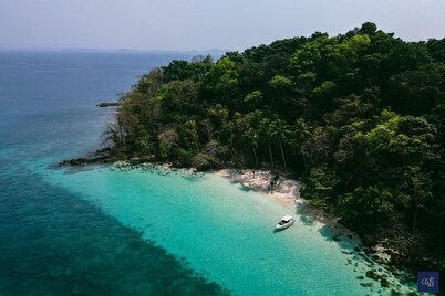 กุญชระบุรี รีสอร์ต - เกาะช้าง 