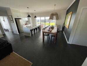 Dining - Villa Malmo - Robe, South Australia (Robe)