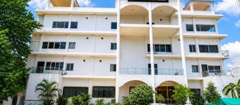 Hotel Udika Palace