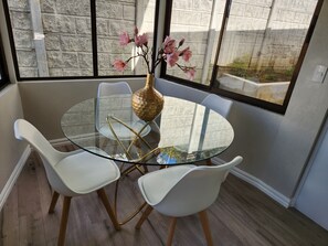 Dining - Beautiful and cozy home in a safe and private environment (Alajuela)