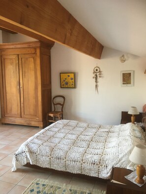 2 habitaciones, wifi y ropa de cama 