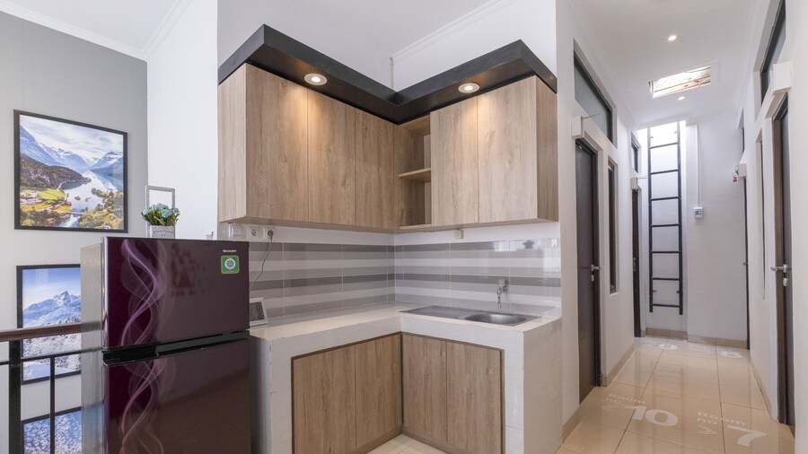 ホテル O ペンギナパン ファジャル シャリア