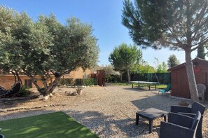Property grounds - Gîte Luberon Artemiss Piscine Luberon. (APT)