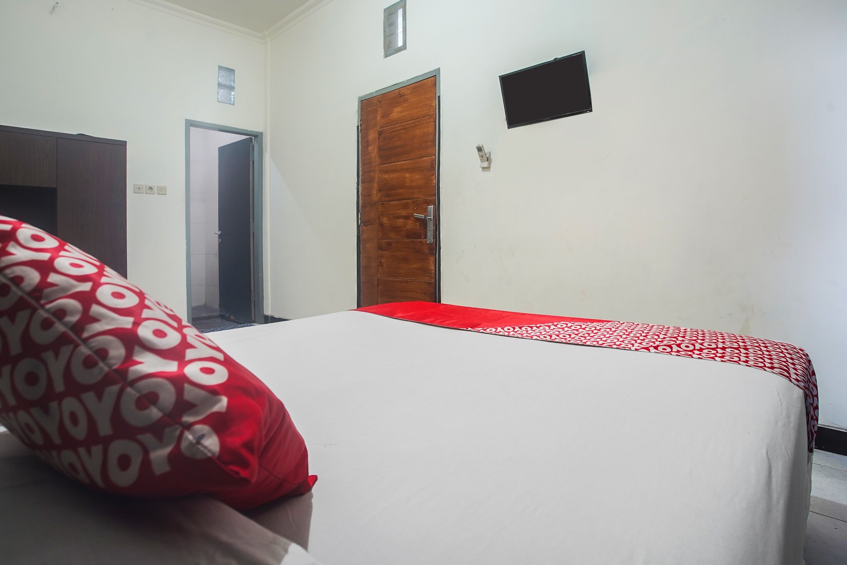 standard double room | 1 bedroom, desk, laptop workspace, free wifi