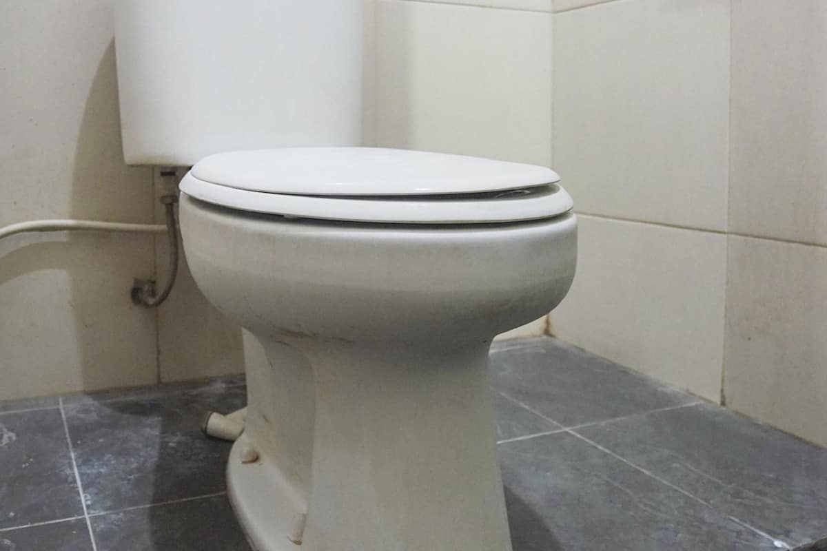 standard double room | bathroom | shower, towels