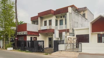 Bagian depan properti