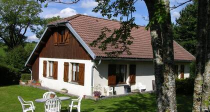 Gßte de la Marandine à Métabief avec jardin