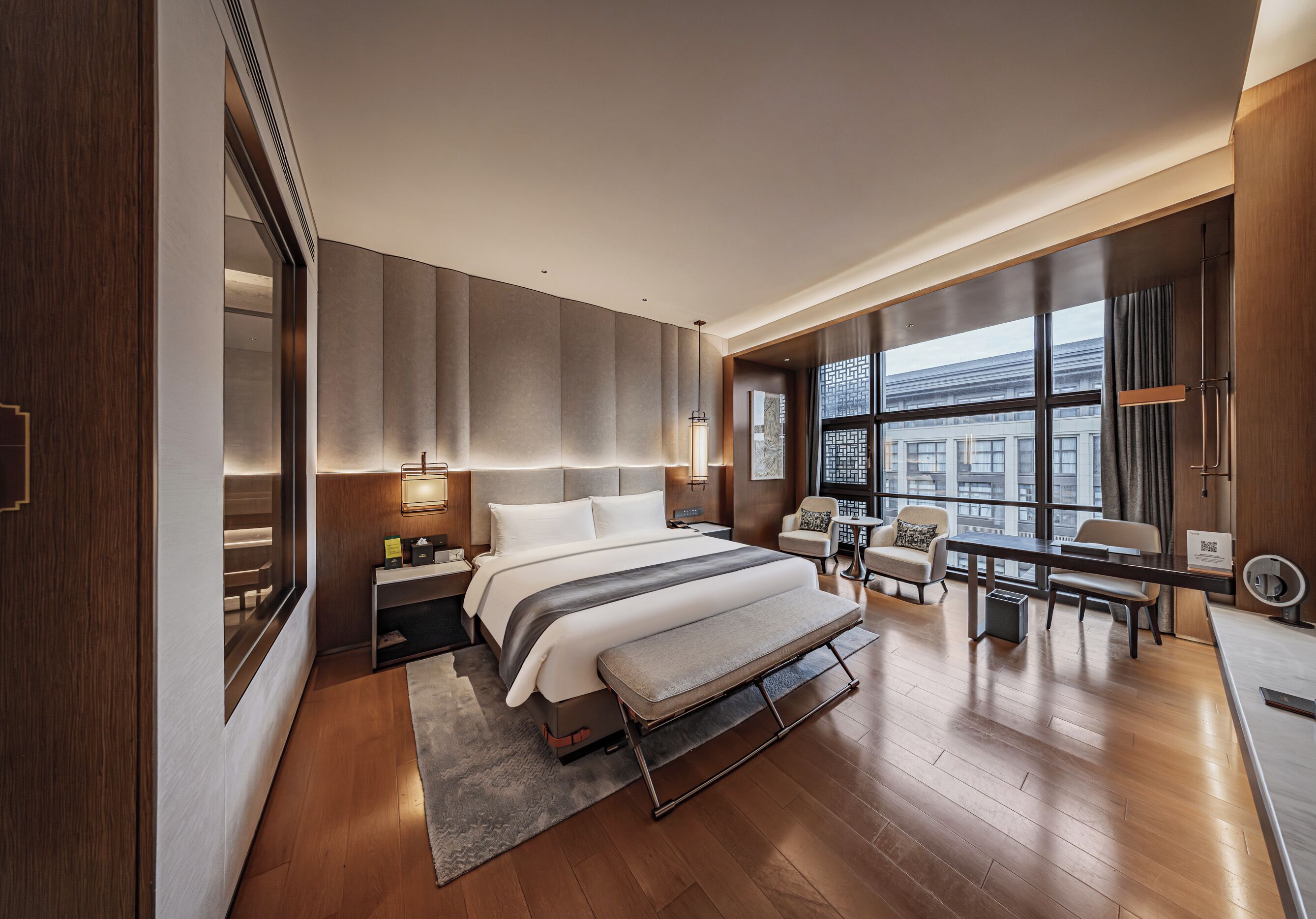 Habitación individual ejecutiva | Ropa de cama de alta calidad, edredones de plumas, escritorio