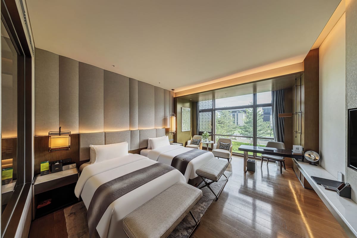 Superior Twin Room | Premium bedding, down duvets, desk, free WiFi