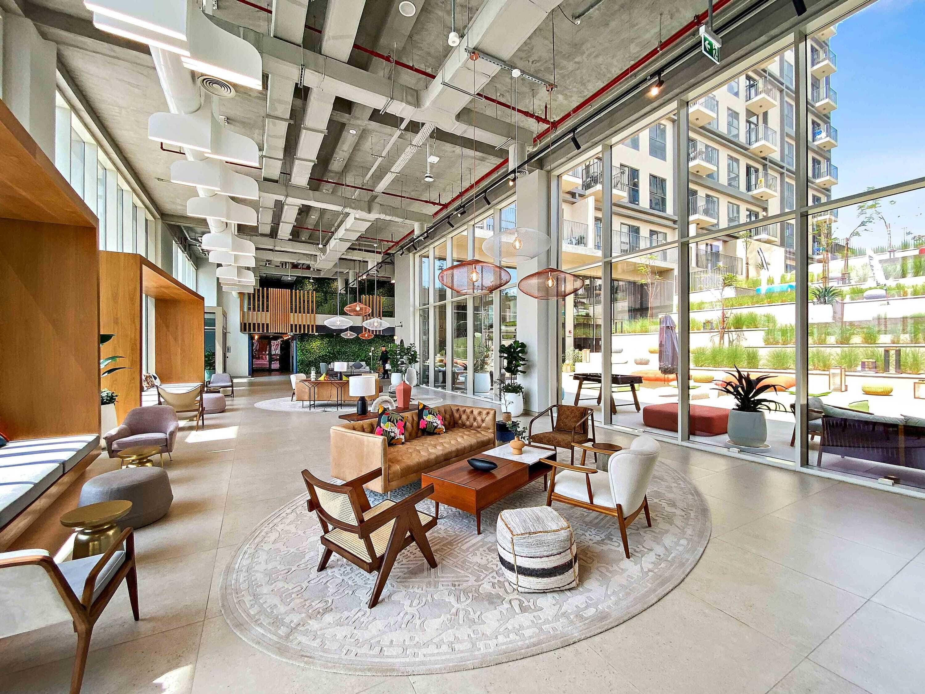 المنشأة من الخارج