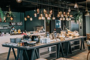 Ilmainen päivittäinen itsepalveluaamiainen 