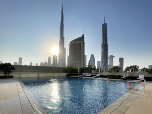 Outdoor pool - Silkhaus Downtown Views, Downtown Dubai (Dubai)