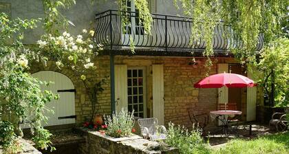 Authentic country house in Tannay with garden