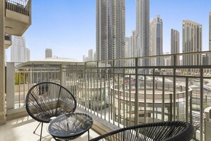 Business Apartment Standpoint A 402 | Terrace/patio - Silkhaus Standpoint, Downtown Dubai (Dubai)