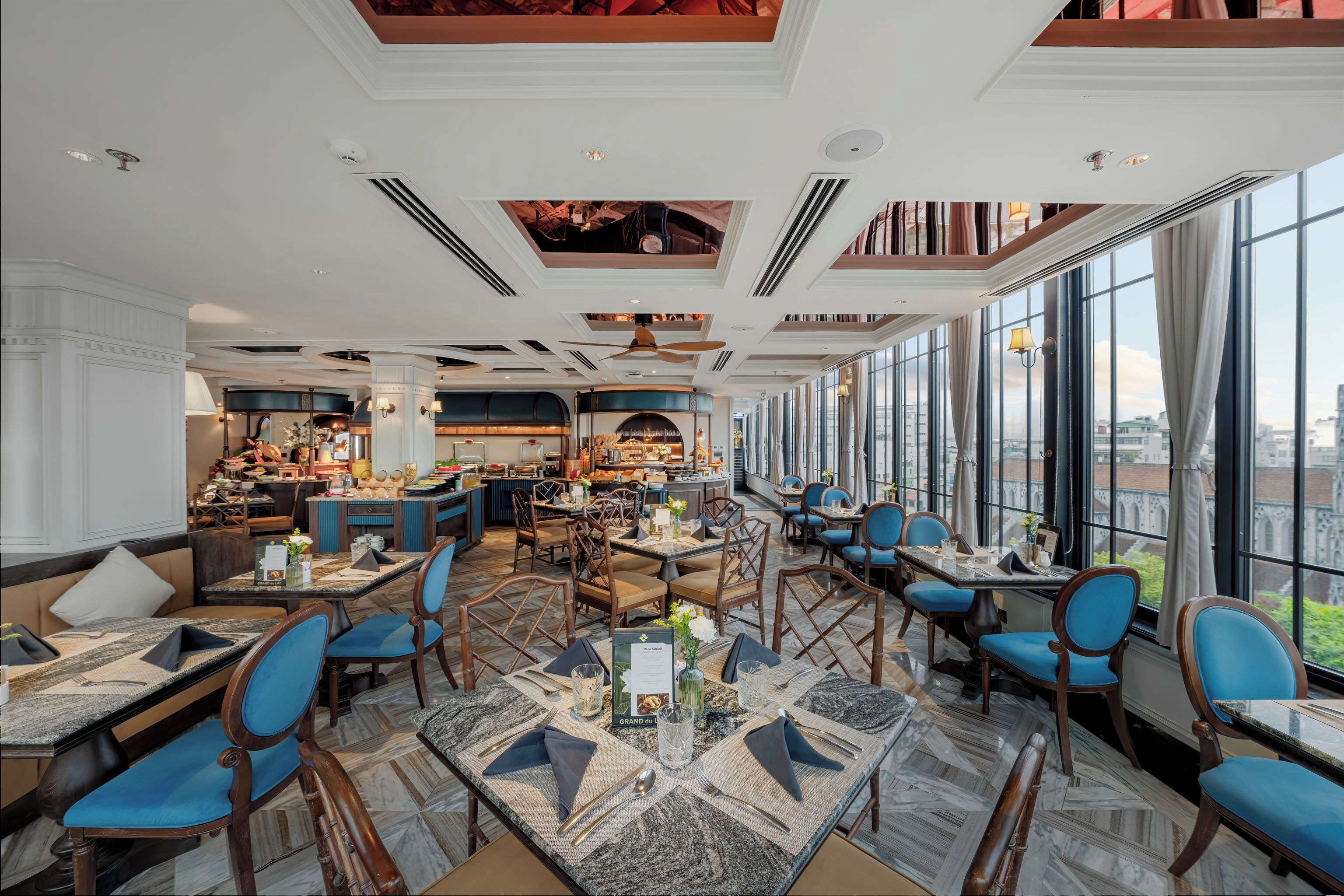 Breakfast area