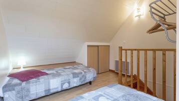 2 habitaciones, tabla de planchar con plancha y wifi gratis