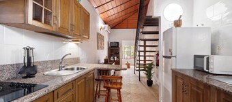 Vacation Home "Rodri" with Sea View, 2 Private Terraces, Whirlpool & Wi-Fi