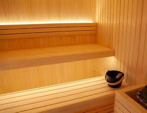 Sauna - Casa SOLE, swimming pool and wellness (Castiglione Tinella)