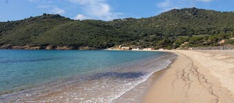 Apartment 'Le Tre' with Sea View, Wi-Fi and Air Conditioning